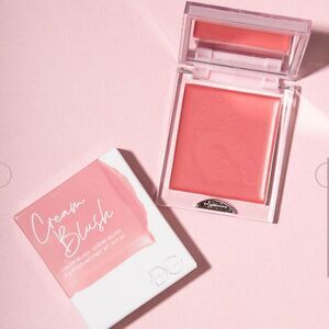 Dominique Cosmetics Silk Tone Cream Blush in Soft Pink with hyaluronic acid